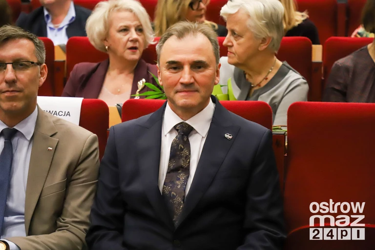 35 lat razem dla pacjentów. Pielęgniarki i położne świętowały w Ostrołęce