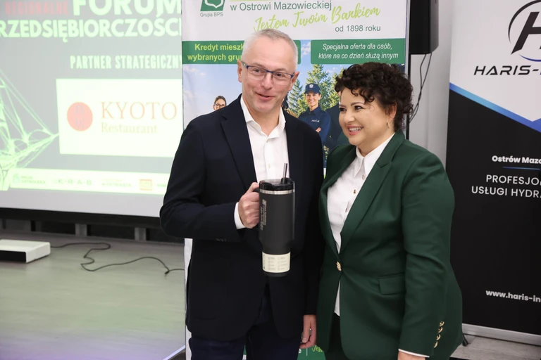 3. Regionalne Forum Przedsiębiorczości - ciekawe rozmowy (nie tylko o biznesie) i 300 osób w sali Wisteria (zdjęcia)