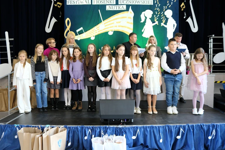 Młodzi wokaliści pokazali talent. Za nami XII Festiwal 'Nutka' w Goworowie. Fot. Szkoła Podstawowa w Goworowie