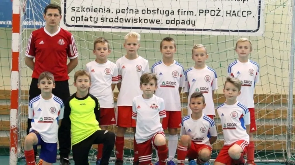 Silna defensywa AMP Gool (zdjęcia, wideo)