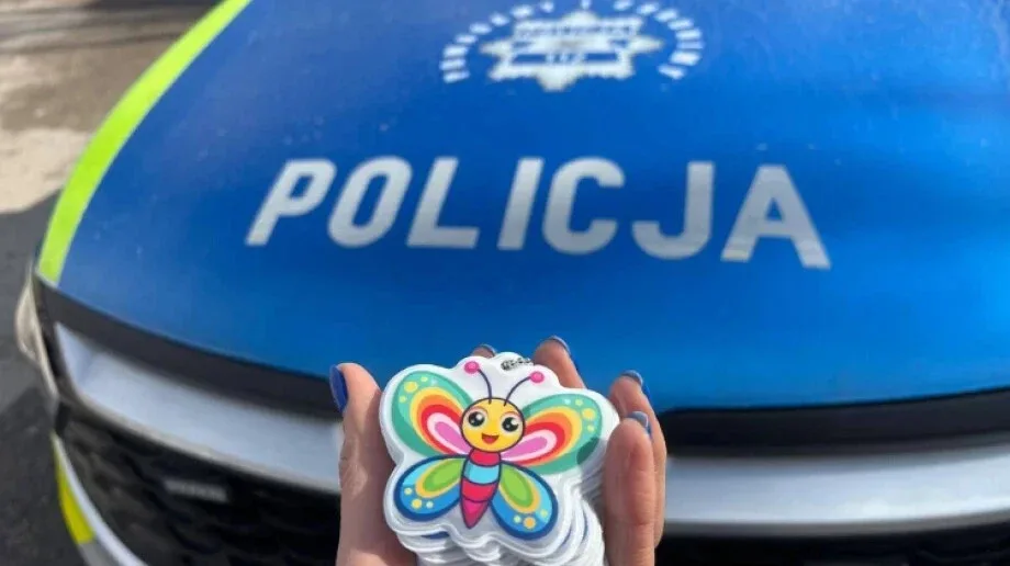 Co policjanci rozdawali na ulicach Ostrowi?