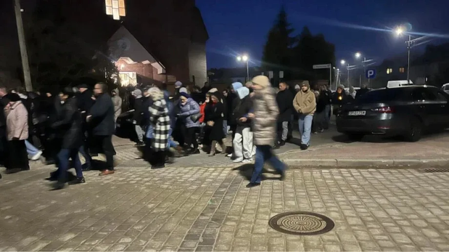 Droga Krzyżowa ulicami Ostrowi Mazowieckiej (zdjęcia, wideo)