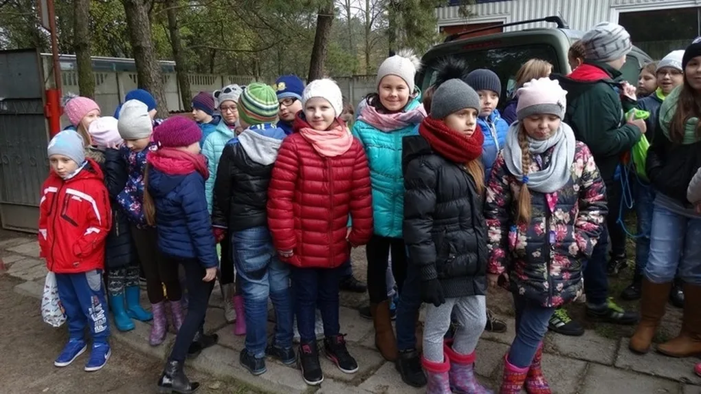 Uczniowie SP nr 1 obchodzili Dzień Zwierzaka (zdjęcia)