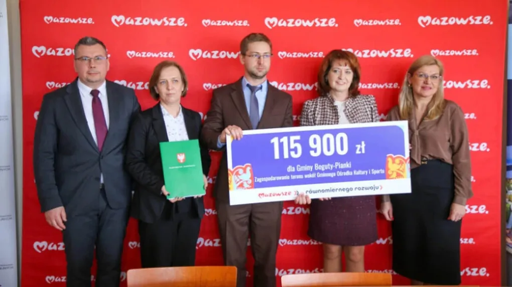 Teren wokół GOKiS w Bogutach zostanie zagospodarowany. Gmina uzyskała dofinansowanie na tę inwestycję