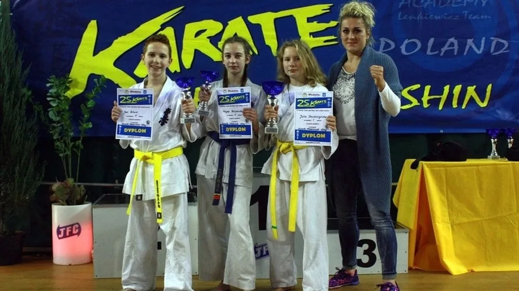 Ostrowscy karatecy w Radzyminie (zdjęcia)