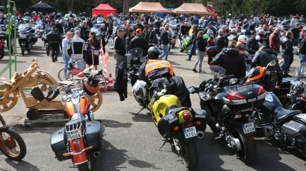10. Otwarcie sezonu motocyklowego w Komorowie (zdjęcia)