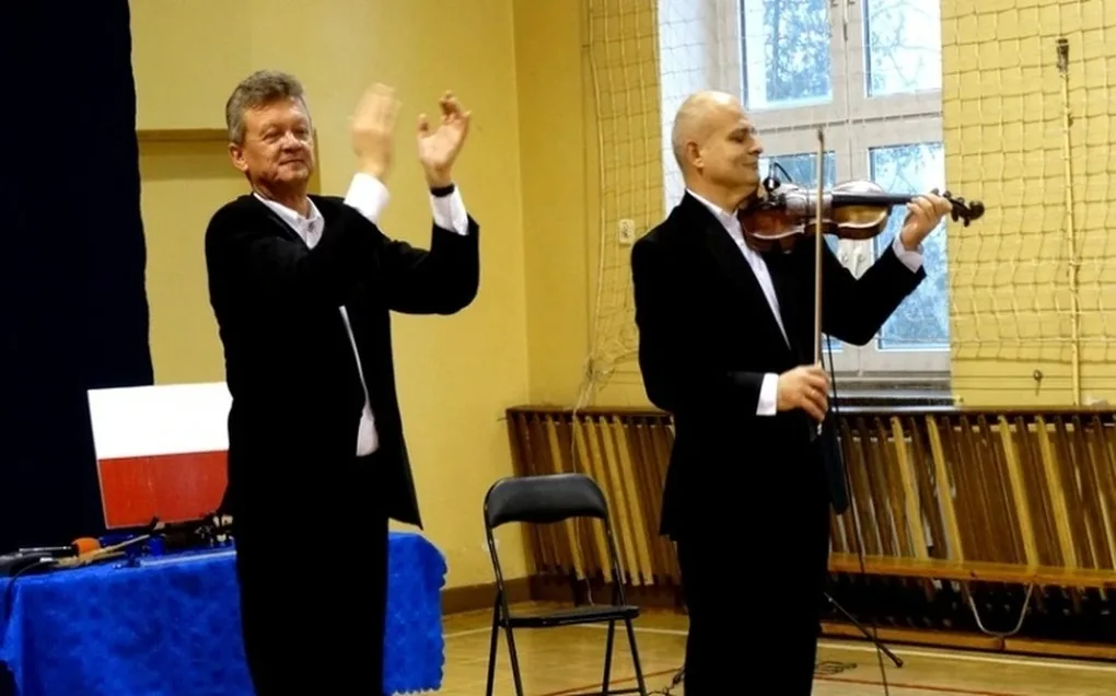 Koncert duetu smyczkowego (zdjęcia)