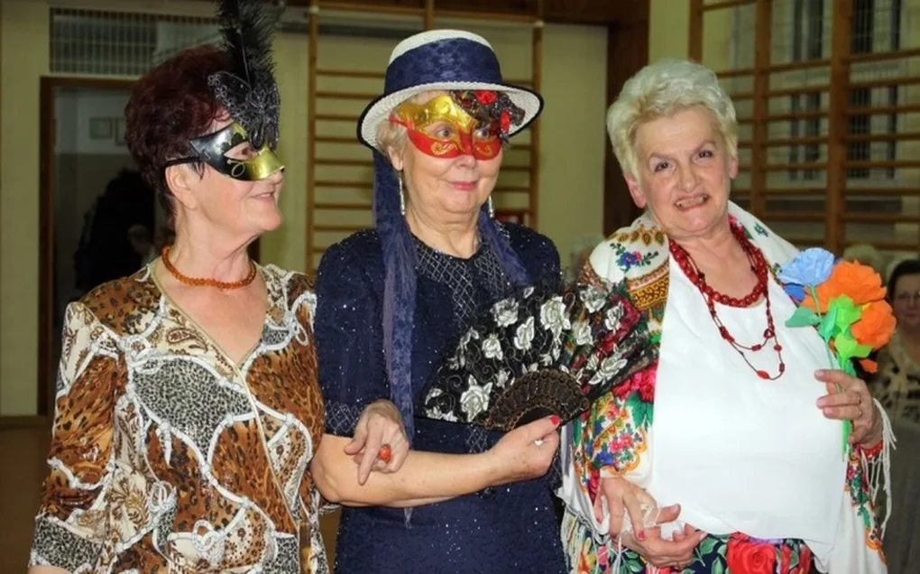 Ostrowscy studenci na balu karnawałowym (zdjęcia)