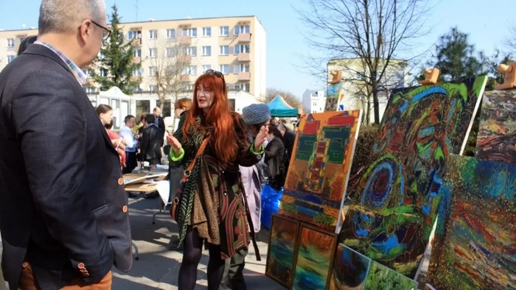 Jarmark Ostrowski wypełnił plac przy ratuszu (zdjęcia)