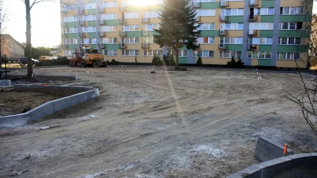 Trwa budowa parkingu przy ul. Rubinkowskiego (zdjęcia)