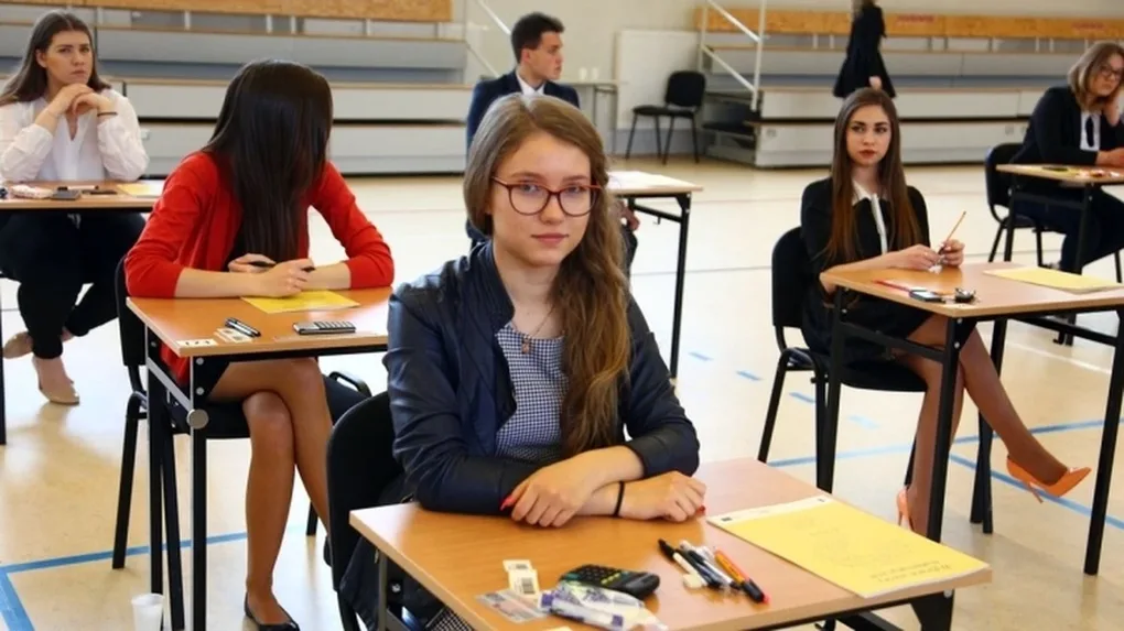 Drugi dzień zmagań maturzystów. Dziś "królowa nauk" (zdjęcia)