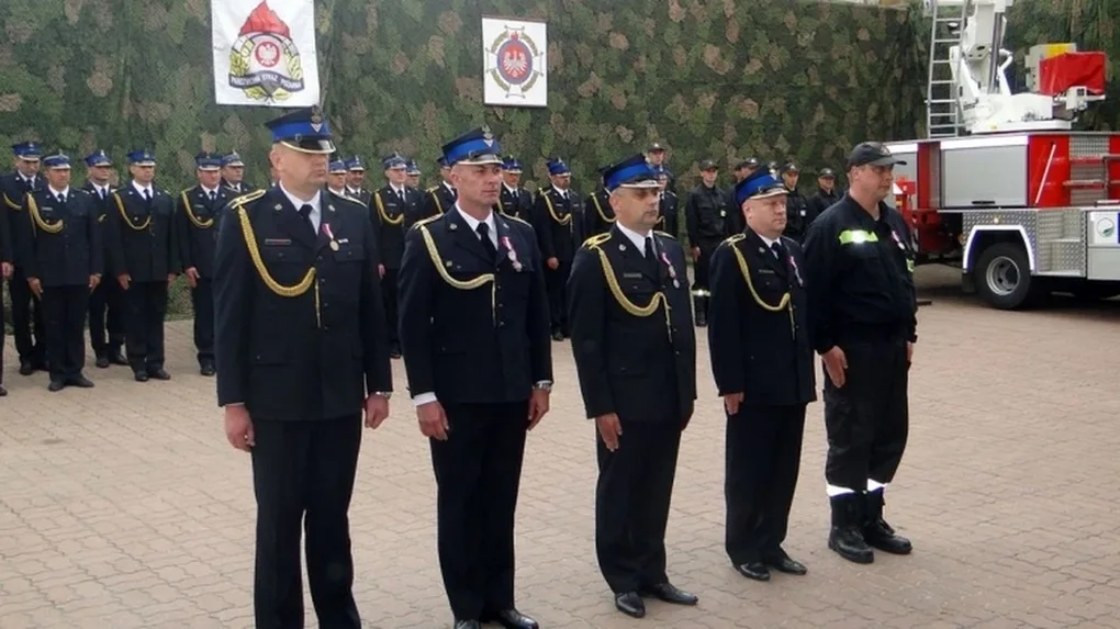 Odznaczenia i awanse podczas Dnia Strażaka w Ostrowi Mazowieckiej (zdjęcia)