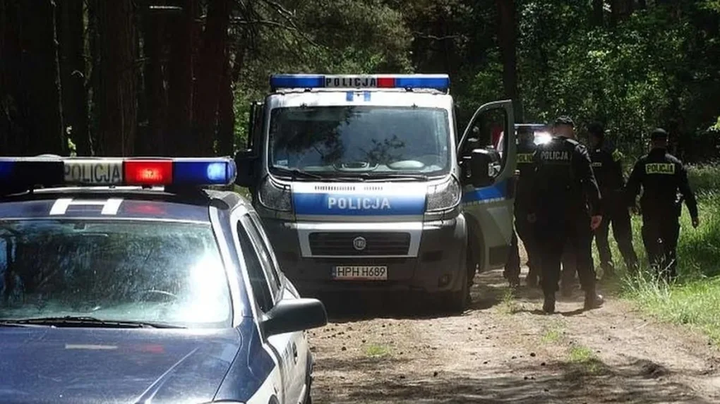 Ucieczka z konwoju i podpalenie lasu w Zuzeli (zdjęcia)