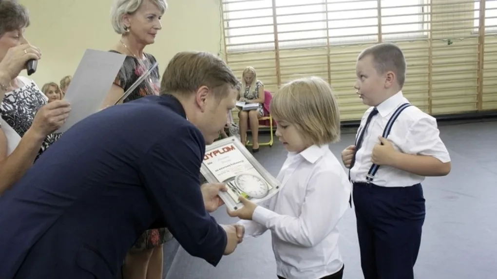 Najmłodsi z "Dwójki" rozpoczęli wakacje (zdjęcia)
