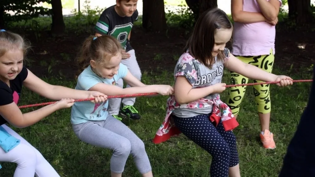 Zabawy na półkoloniach artystycznych MDK (zdjęcia)
