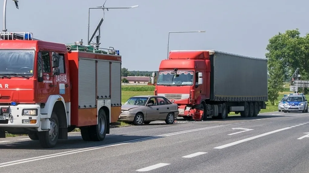 Kolejne zderzenie na drodze krajowej nr 60 (zdjęcia)