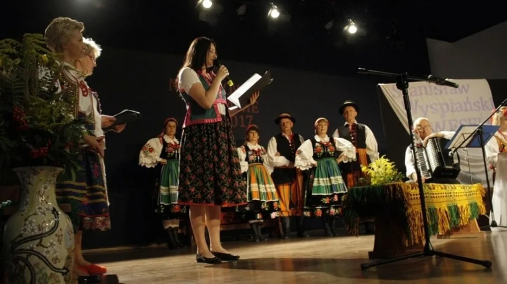 Ostrowianie wspólnie czytali "Wesele" (zdjęcia)