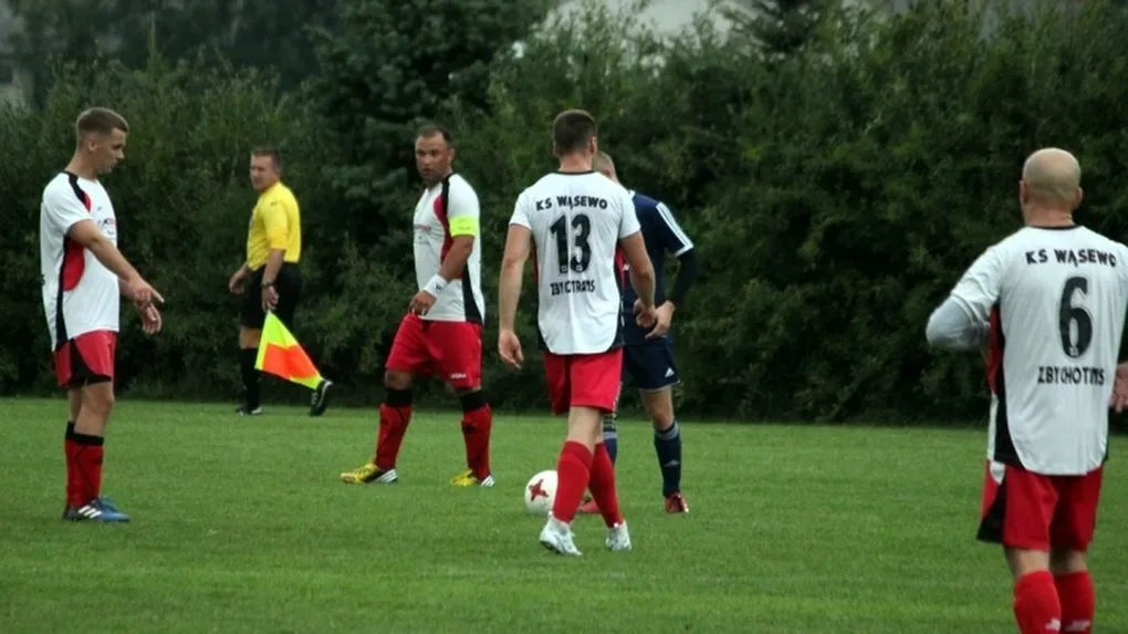 Kolejne pucharowe derby w powiecie ostrowskim