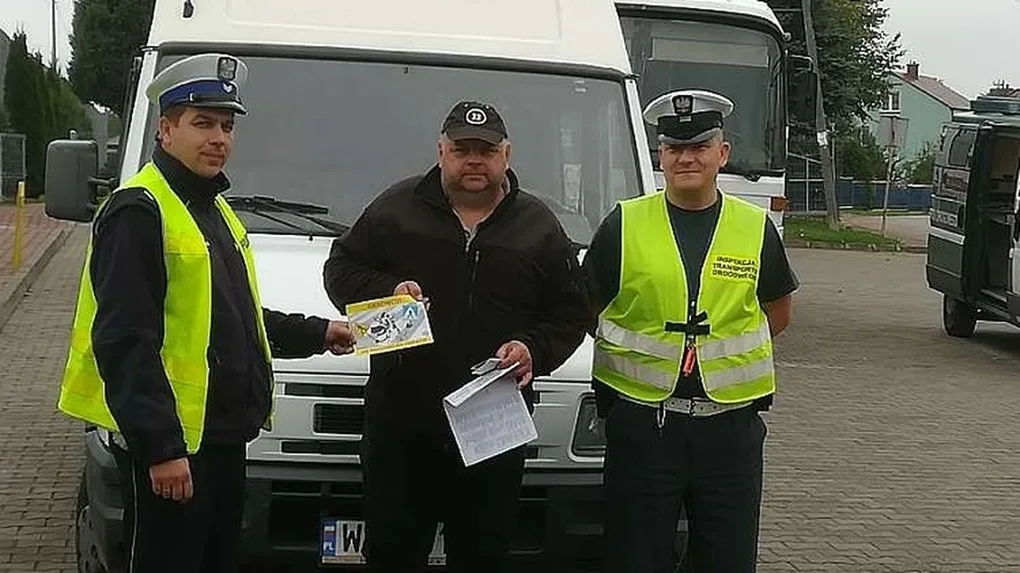"Kierowco! Nie polujemy na zebrach". Akcja ostrowskiej policji