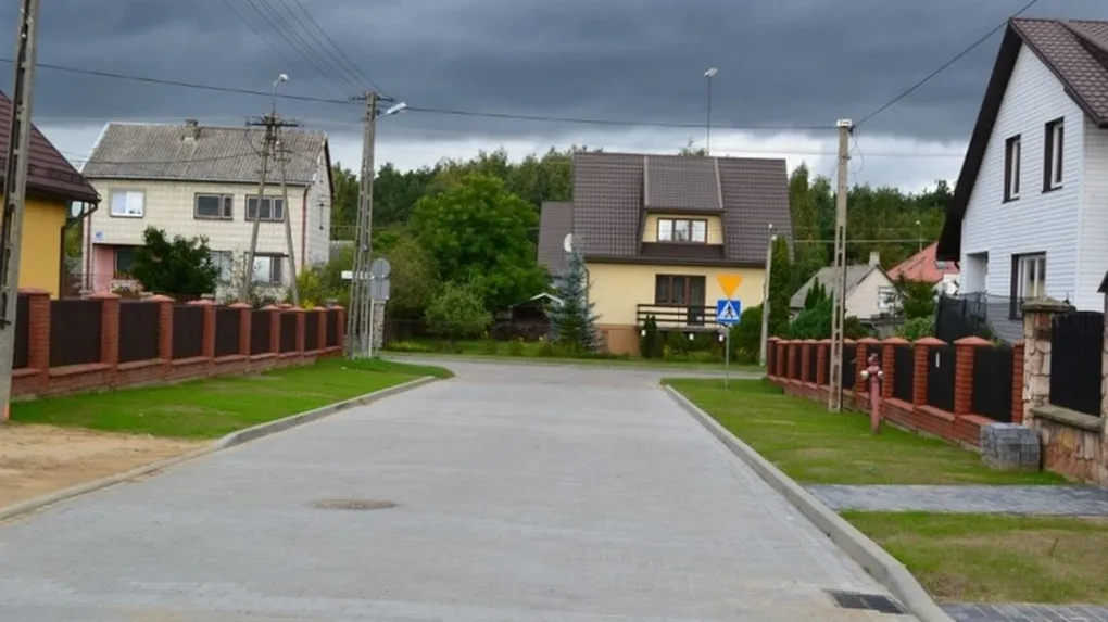 Ulica Gosiewskiego z nową nawierzchnią (zdjęcia)