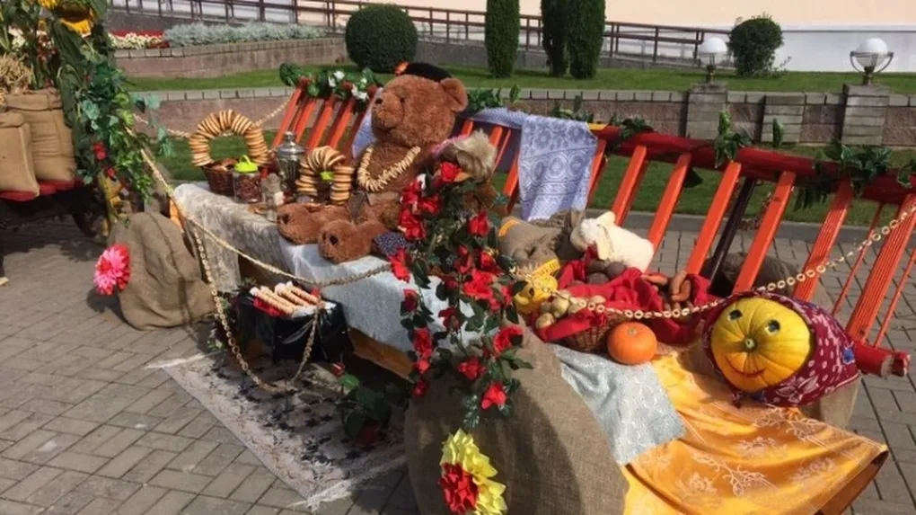 Władze gminy Ostrów Mazowiecka na Białorusi (zdjęcia)