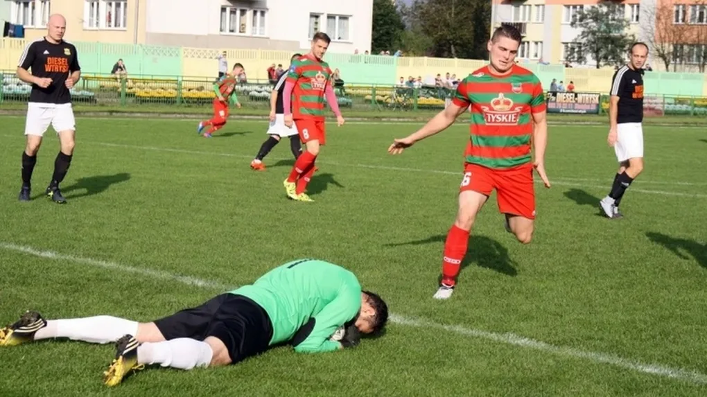 Ostrovia uległa wiceliderowi z Żuromina (zdjęcia)