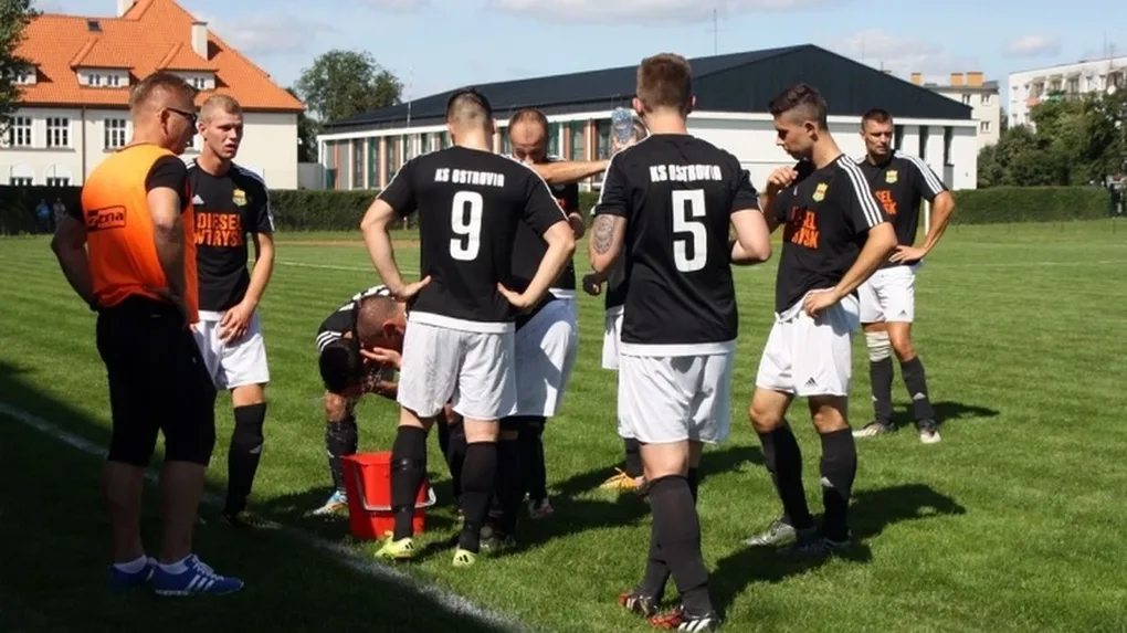 Ostrovia zmierzy się ze Żbikiem Nasielsk