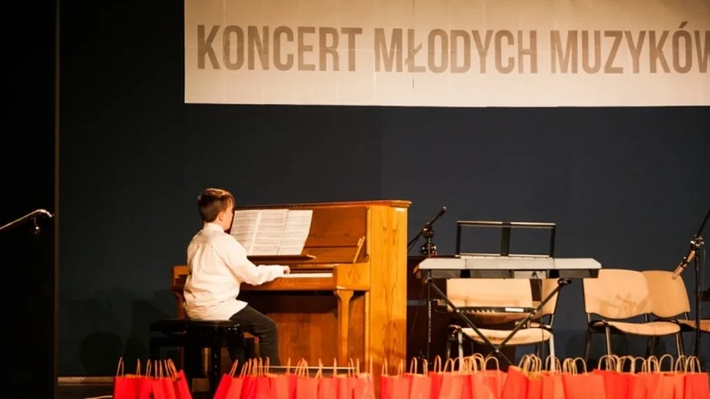 Koncert młodych muzyków w Ostrowi Mazowieckiej (zdjęcia, wideo)