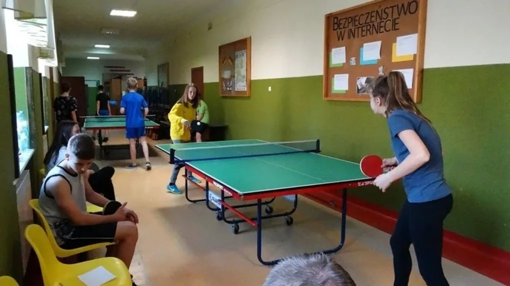Zimowe ferie w mieście na sportowo (zdjęcia)