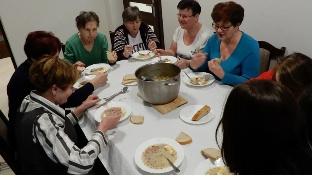Warsztaty wielkanocne w małkińskim klubie Senior+ (zdjęcia)