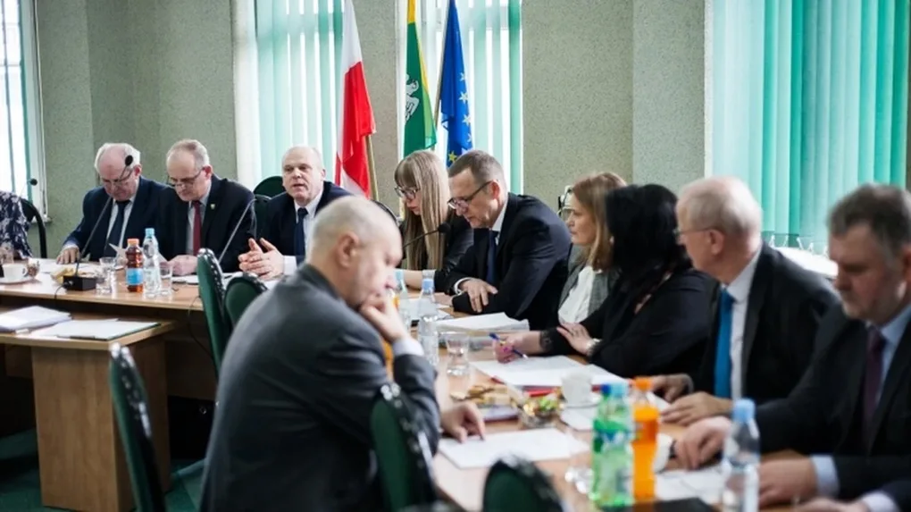 Jednogłośni radni gminy Ostrów Mazowiecka (zdjęcia, wideo)