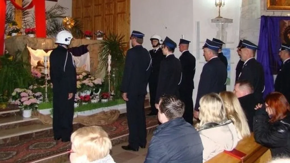 Warta honorowa przy Grobie Pańskim (zdjęcia)