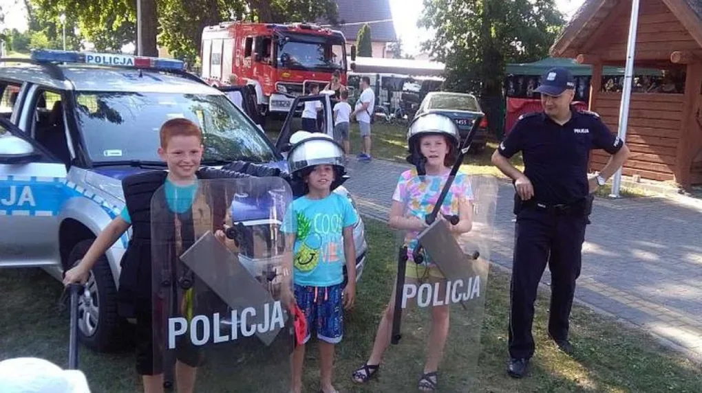 Dzień Dziecka z ostrowską policją (zdjęcia)