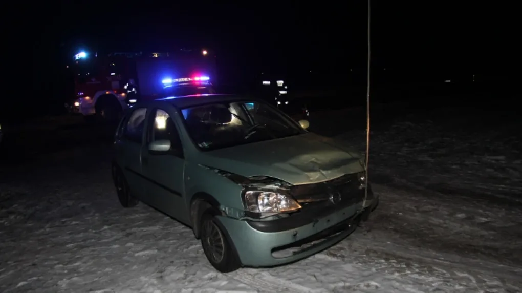 Zderzenie opla i audi w Ponikwi Dużej (zdjęcia)