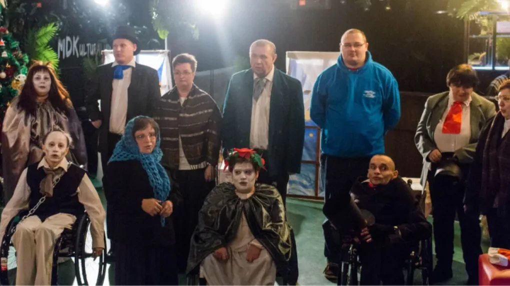 Opowieść wigilijna podopiecznych Środowiskowego Domu Samopomocy (zdjęcia, wideo)