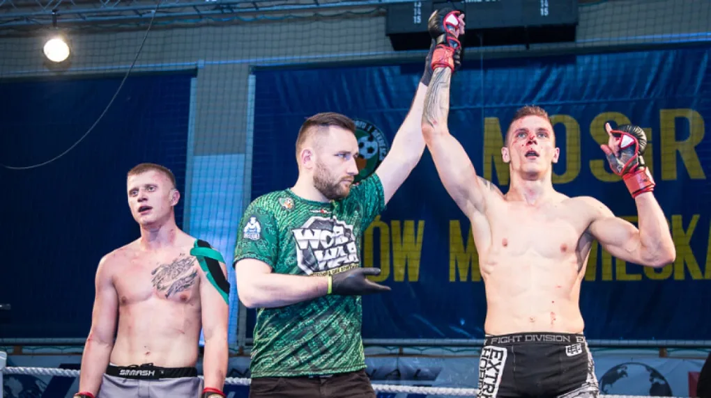 Kamil Ciejko w MMA przegrał z Abramiukiem (wideo)