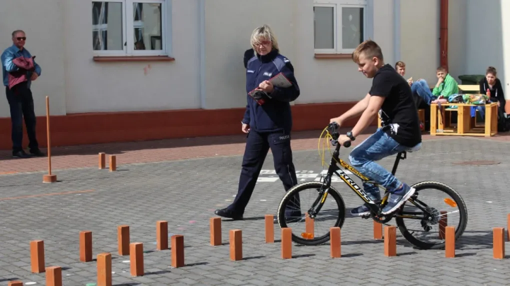 Miejski turniej "Bezpieczeństwo w ruchu drogowym" (zdjęcia)