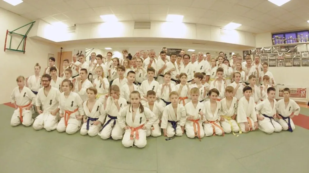 Legendarny shihan trenował ostrowskich karateków (zdjęcia)
