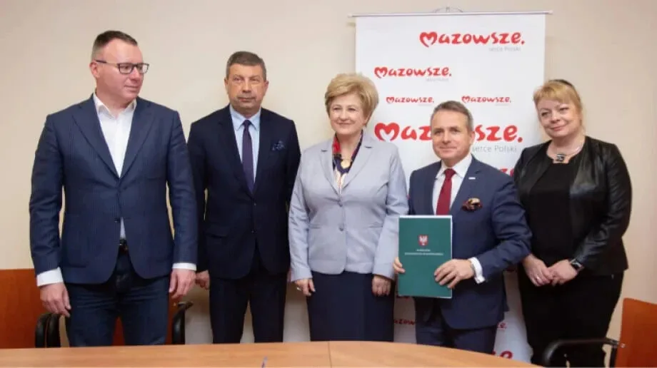 Pracownie z powiatu ostrowskiego dofinansowane (zdjęcia)