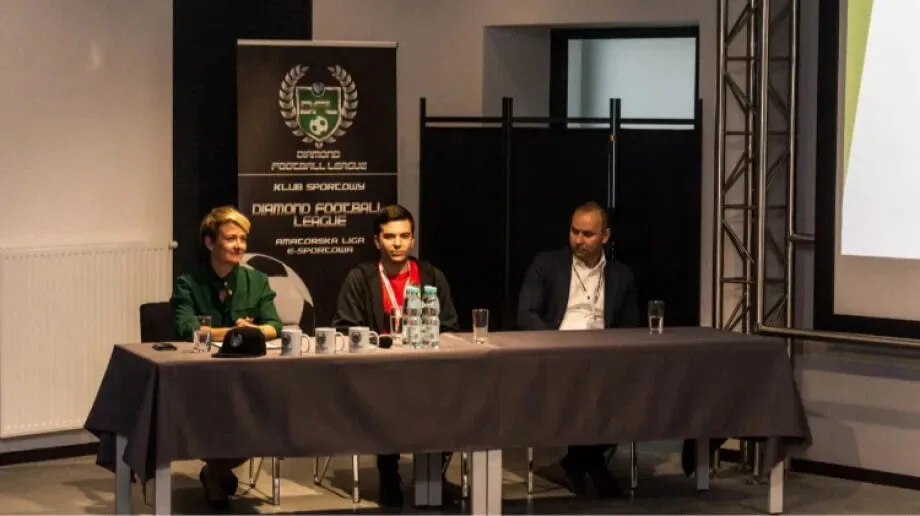 Amatorska liga e-sportowa powstała w Ostrowi Mazowieckiej (zdjęcia, wideo)