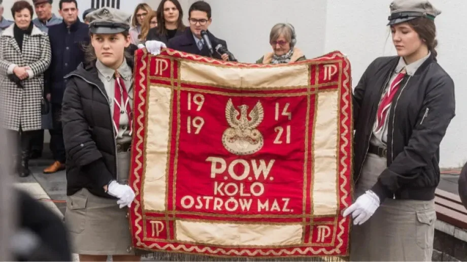 Otwarcie wystawy pt. "Powstała by żyć" (zdjęcia)