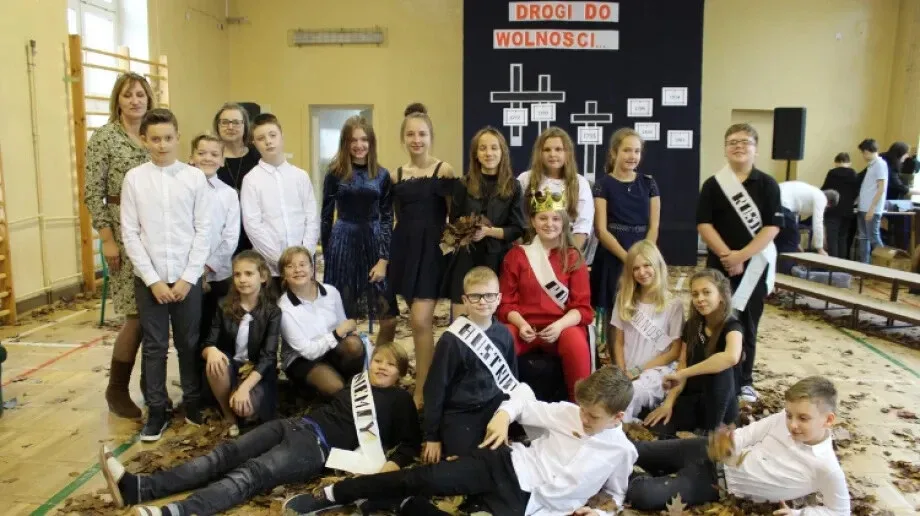 Święto Niepodległej w ostrowskiej "jedynce" (zdjęcia)
