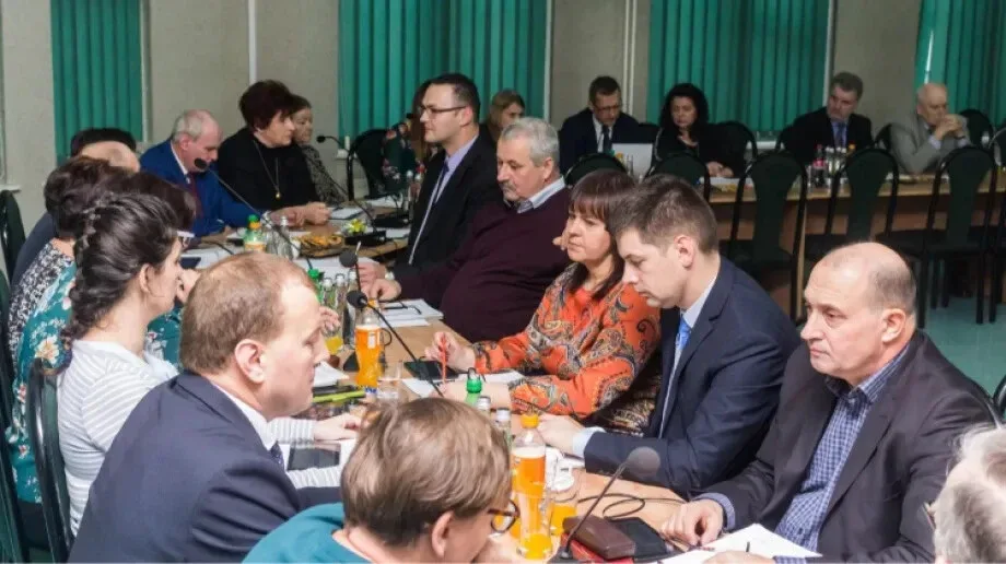Rada gminy podniosła podatki od nieruchomości (zdjęcia, wideo)