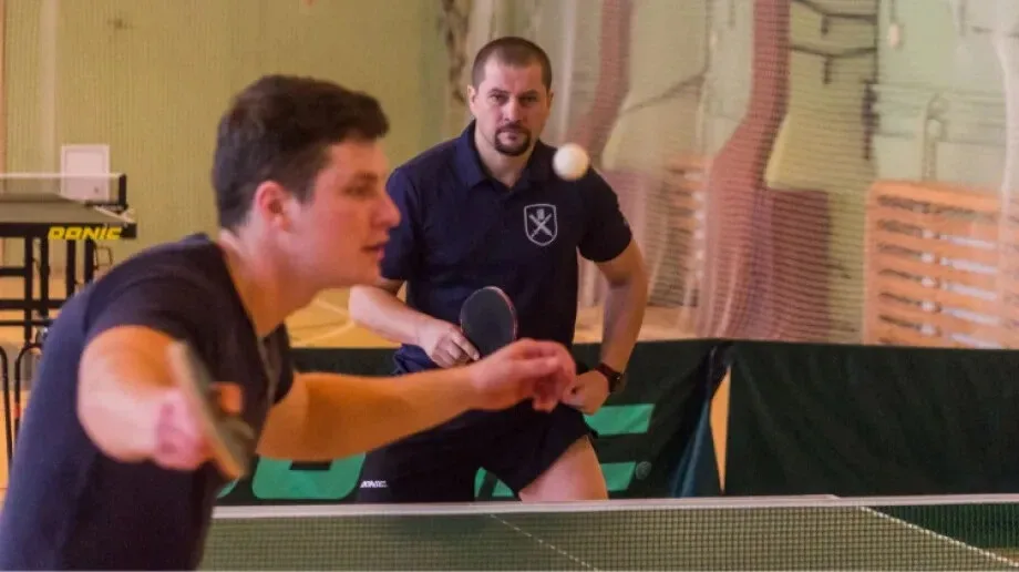 Artur Piersa umacnia się na pozycji lidera w tenisowym Grand Prix (zdjęcia, wideo)