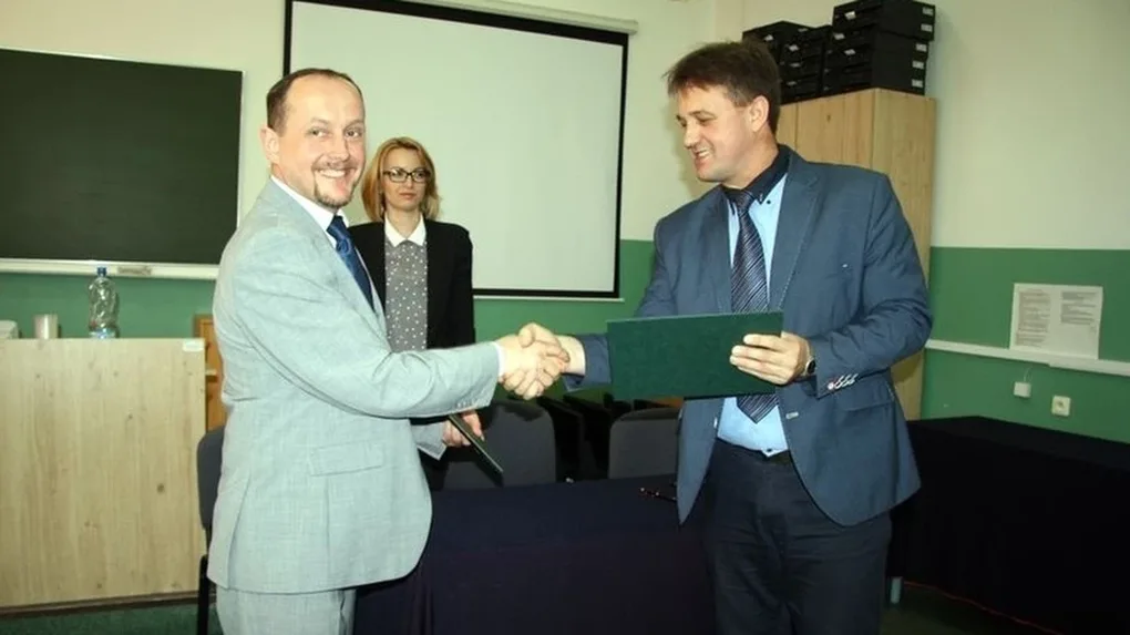 Rubinek podpisał porozumienie z DPS (zdjęcia)