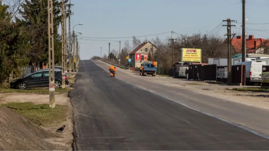 Nowy pas ruchu na ulicy Armii Krajowej (zdjęcia)