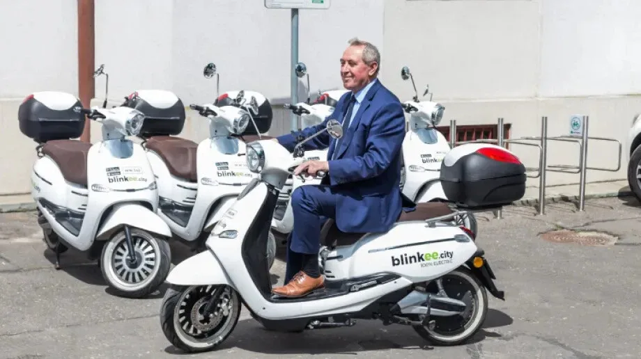 Kolejny sezon ze skuterami elektrycznymi (zdjęcia)