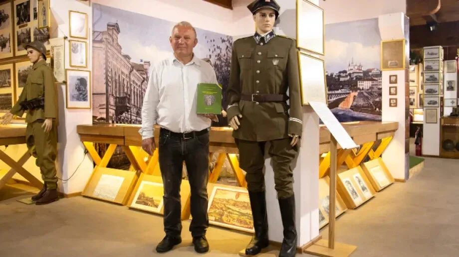 Muzeum Kresów i Ziemi Ostrowskiej wydaje książkę (zdjęcia) 