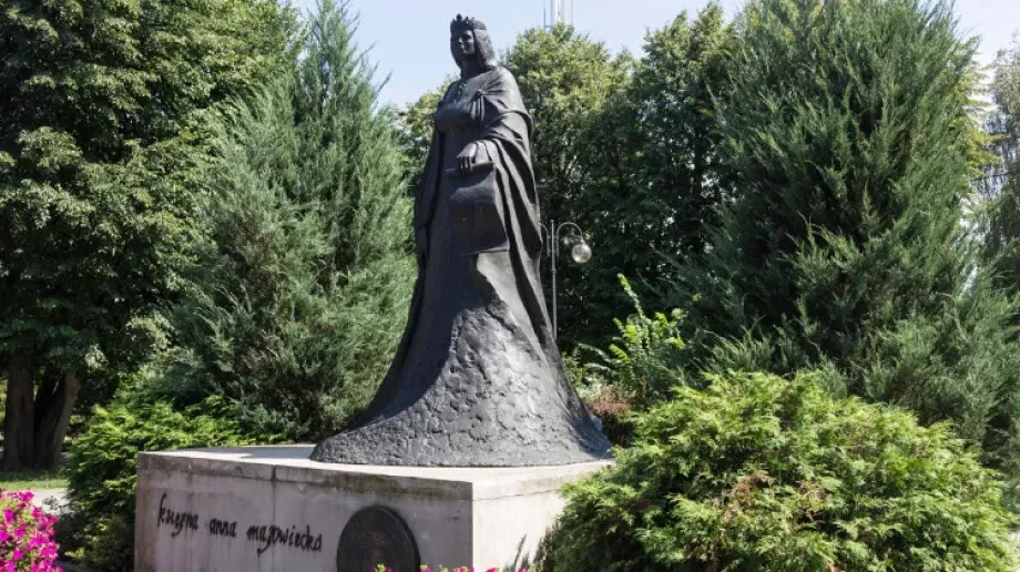 Jak powstała rzeźba Księżnej Anny Mazowieckiej? (wideo)