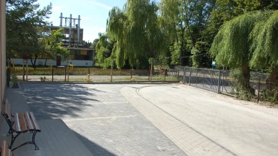Zakończono remont nawierzchni w ZS CKR Stare Lubiejewo